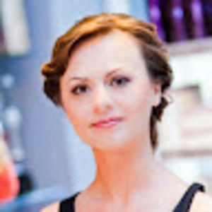 Meet your Posher, Simona